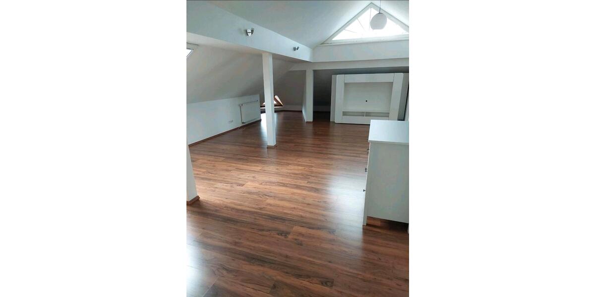 Dachgeschoßwohnung Friesoythe - 2 Zimmer, 70 m&sup2;, 600&euro; | Angebot:25404024