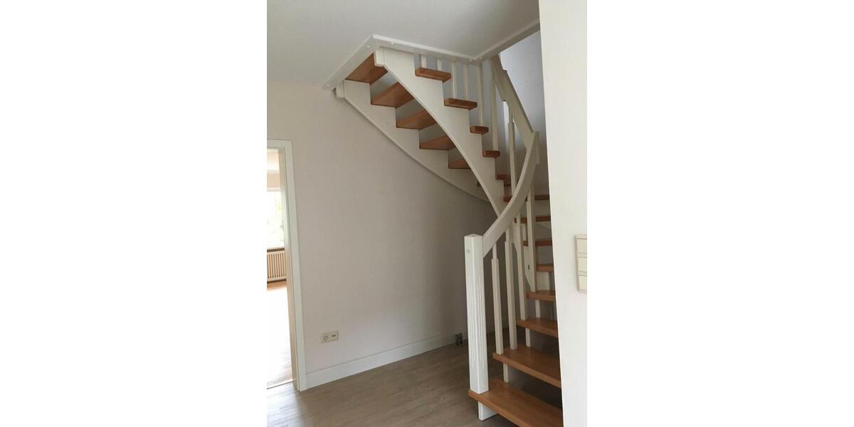 Doppelhaushälfte Wiefelstede - 4 Zimmer, 120 m&sup2;, 345.000&euro; | Angebot:26932129