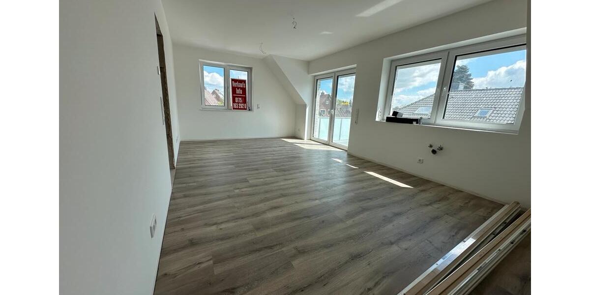 Dachgeschoßwohnung Rastede - 3 Zimmer, 73 m&sup2;, 318.000&euro; | Angebot:26550318