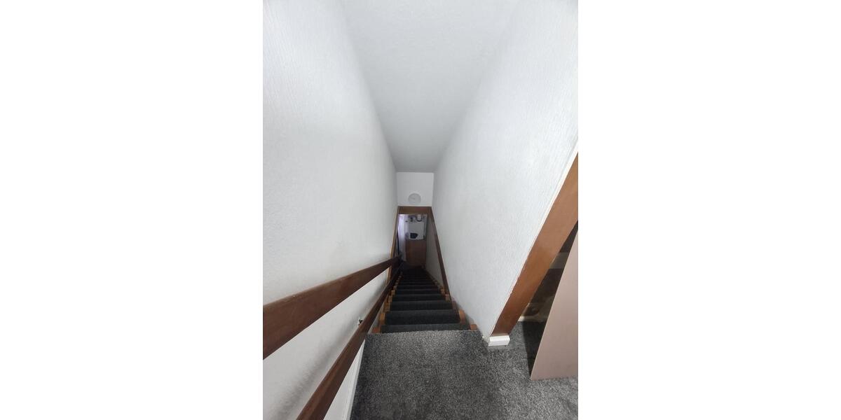 Einfamilienhaus Brake (Unterweser) - 2 Zimmer, 130 m&sup2;, 1.000&euro; | Angebot:25105724