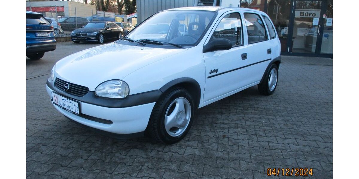 Opel Corsa 105.007 km 2.999 &euro; Oldenburg 26133