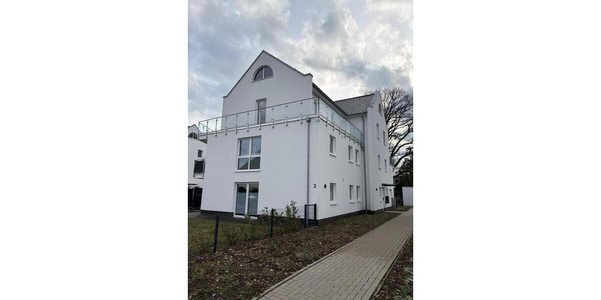 Erdgeschoßwohnung Oldenburg Alexandersfeld - 3 Zimmer, 141 m&sup2;, 1.400&euro; | Angebot:25418693