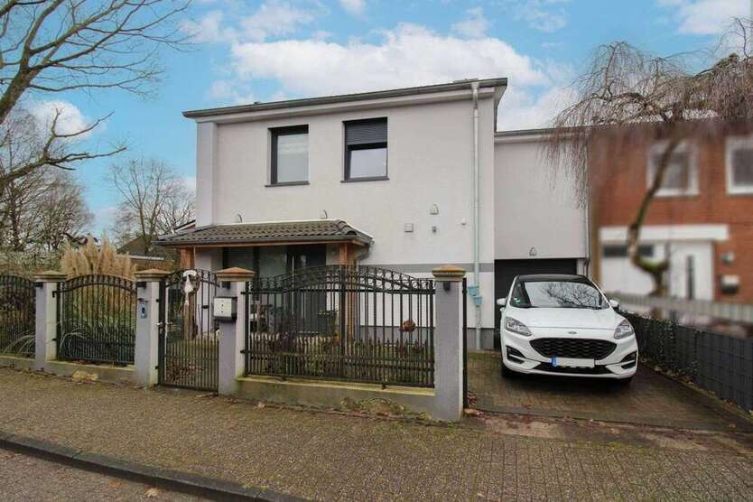 Haus zum Kaufen in Oldenburg 469.000 € 133.94 m²