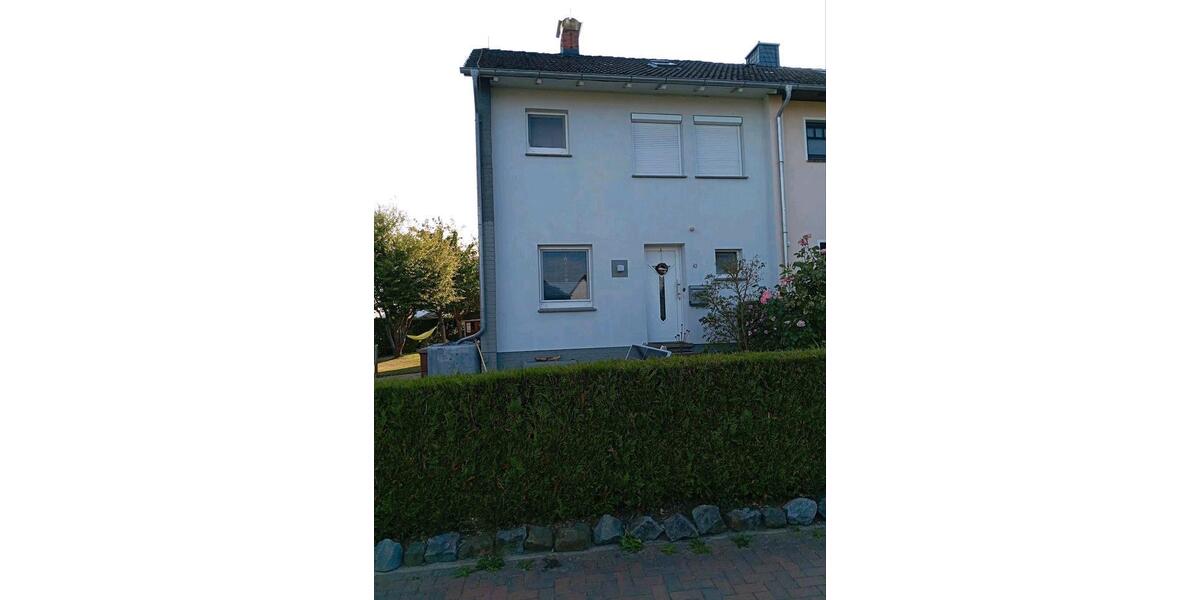 Reihenhaus Rastede - 5 Zimmer, 100 m&sup2;, 249.000&euro; | Angebot:27083756