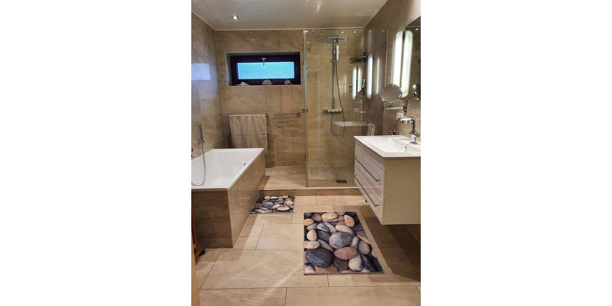 Mehrfamilienhaus, Wohnhaus Schwanewede Beckedorf - 7 Zimmer, 230 m&sup2;, 620.000&euro; | Angebot:24784486