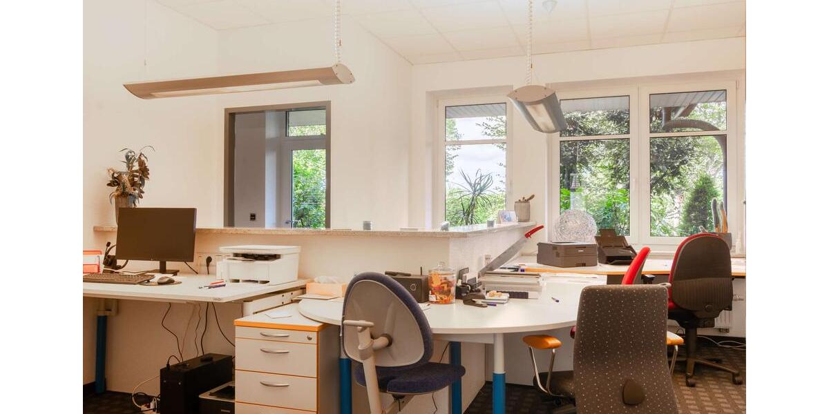 Großzügige Gewerbefläche mit flexibler Raumaufteilung & Kellerräumen und Wohnoption. Obj. 9027 zimmer