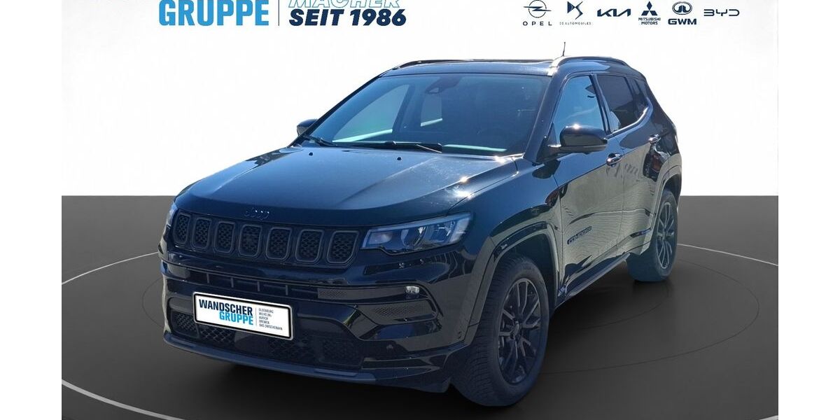 Jeep Compass 33.821 km 22.990 &euro; Oldenburg 26135