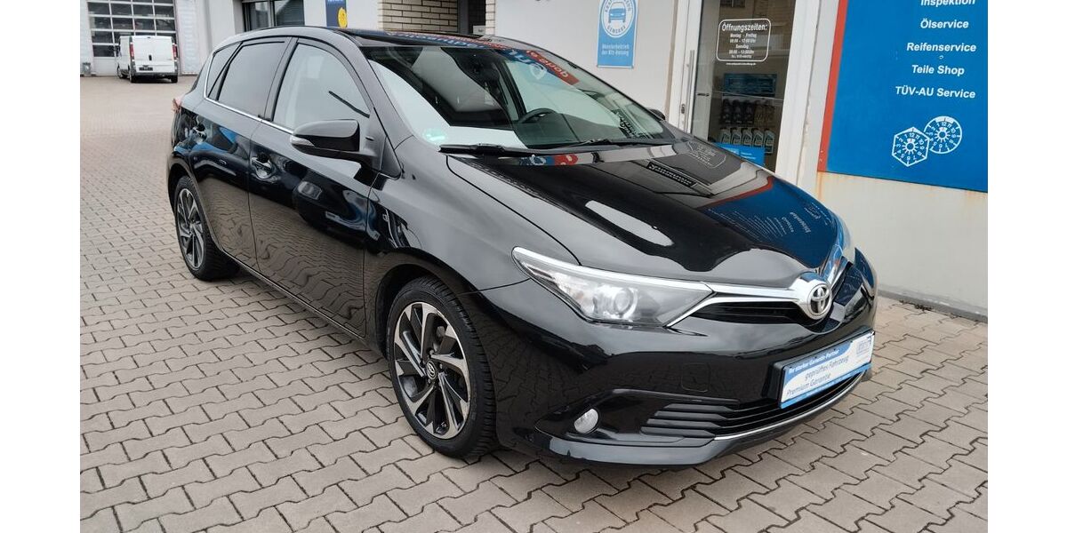 Toyota Auris 192.012 km 7.999 &euro; Jade 26349