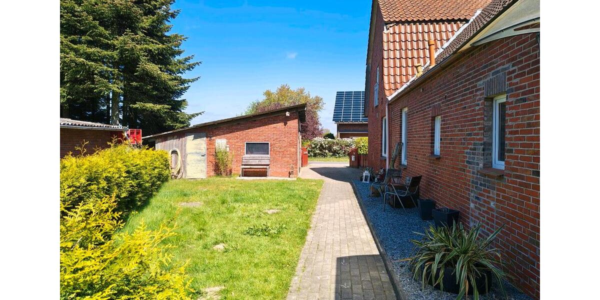 Einfamilienhaus Bösel - 8 Zimmer, 231 m&sup2;, 375.000&euro; | Angebot:26727602