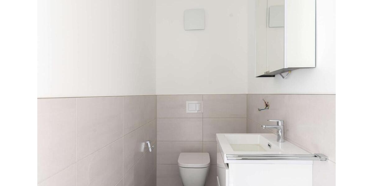 Etagenwohnung Bad Zwischenahn - 3 Zimmer, 100 m&sup2;, 1.300&euro; | Angebot:25904600