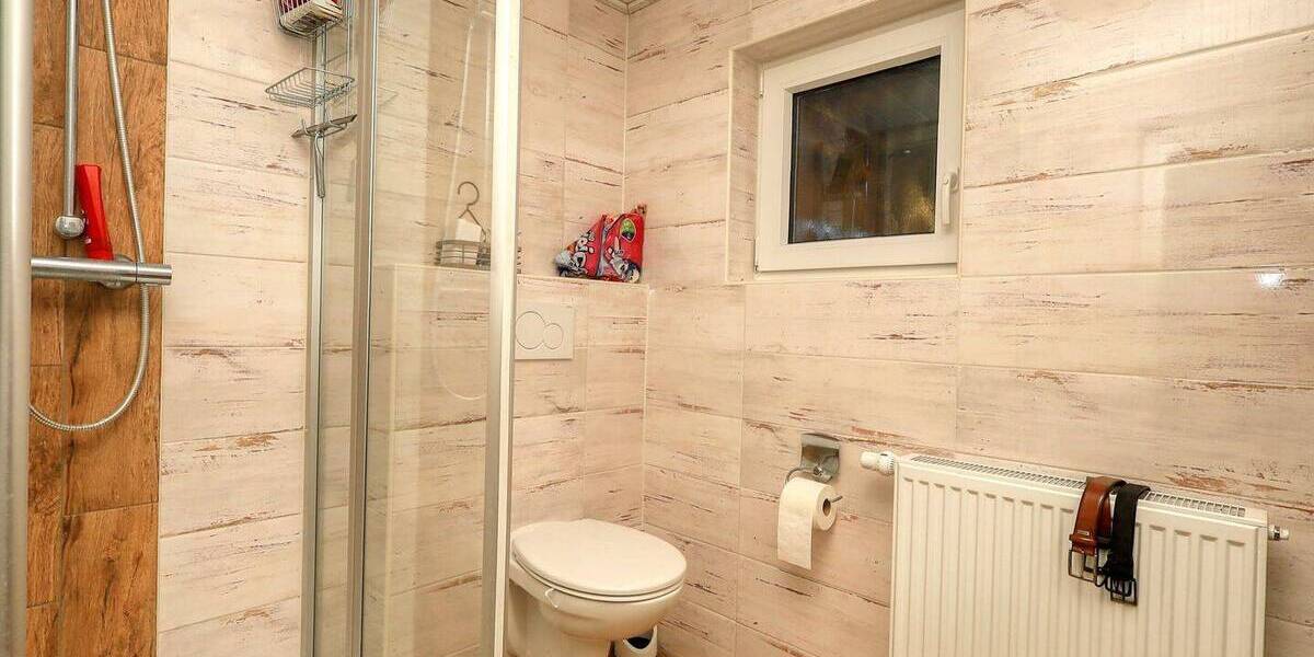 Mehrfamilienhaus, Wohnhaus Westerstede Howiek - 8 Zimmer, 187 m&sup2;, 335.000&euro; | Angebot:26345997