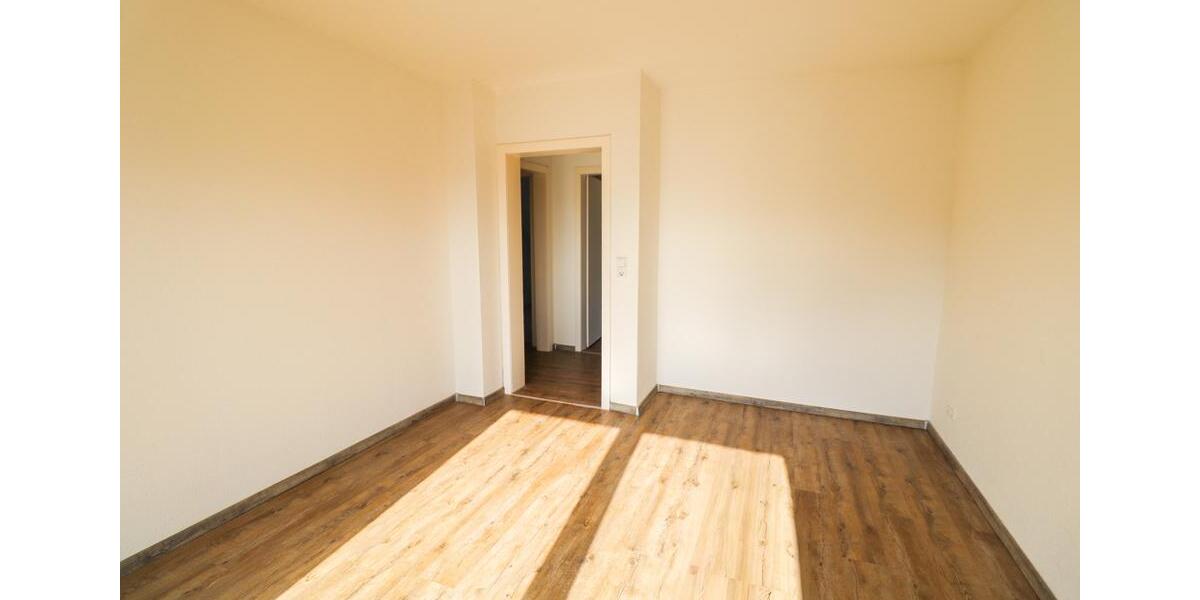 Dachgeschoßwohnung Rastede - 3 Zimmer, 80 m&sup2;, 790&euro; | Angebot:25270681