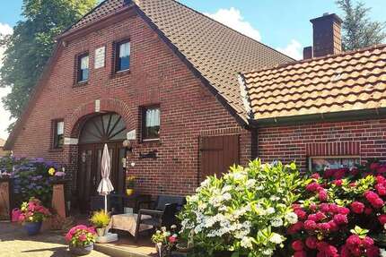 Haus zum Kaufen in Edewecht Friedrichsfehn 435.000 € 160 m² 4 zimmer