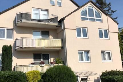 Helle und ruhige 2-Zimmer Wohnung mit PKW-Stellplatz ab 01.04. 2 zimmer