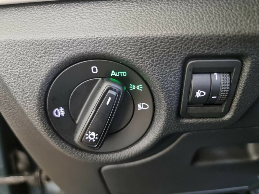 Kamiq Ambition LED SHZ Panorama Tempomat Kamera