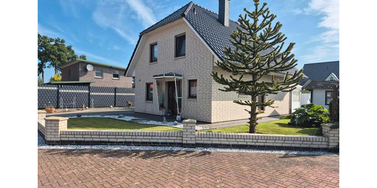 Einfamilienhaus Apen - 5 Zimmer, 102 m&sup2;, 385.000&euro; | Angebot:27223778