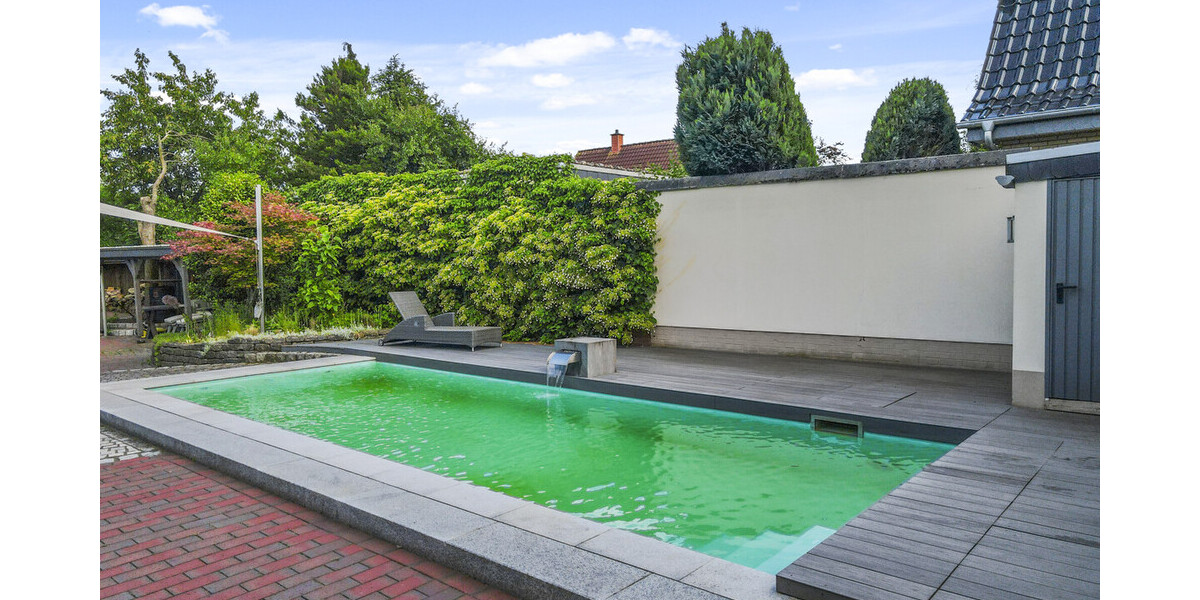 Ganderkesee - Heide Sanierungsbedürftiges Einfamilienhaus mit Pool und Pool Haus in Top Lage - Einfamilienhaus Ganderkesee | Angebot:26932074