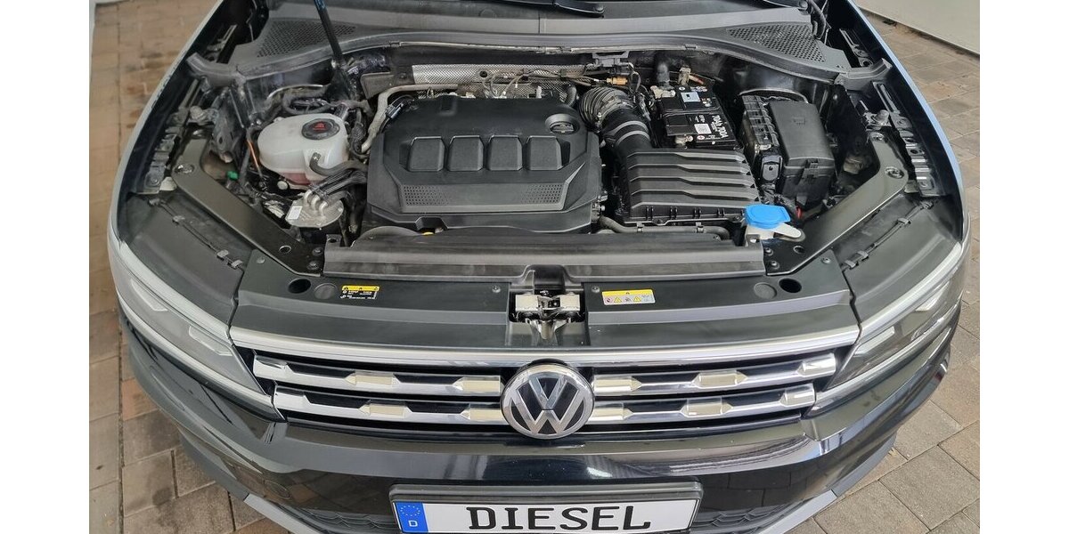 VW Tiguan Allspace LED AHK VIC 7-Sitze Memory Leder 117.700 km 27.850 &euro; Garrel 49681