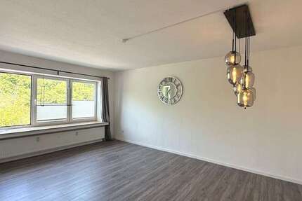 Wohnung Brake Kirchhammelwarden - 2 Zimmer, 65 m&sup2;, 425&euro; | Angebot:27009051