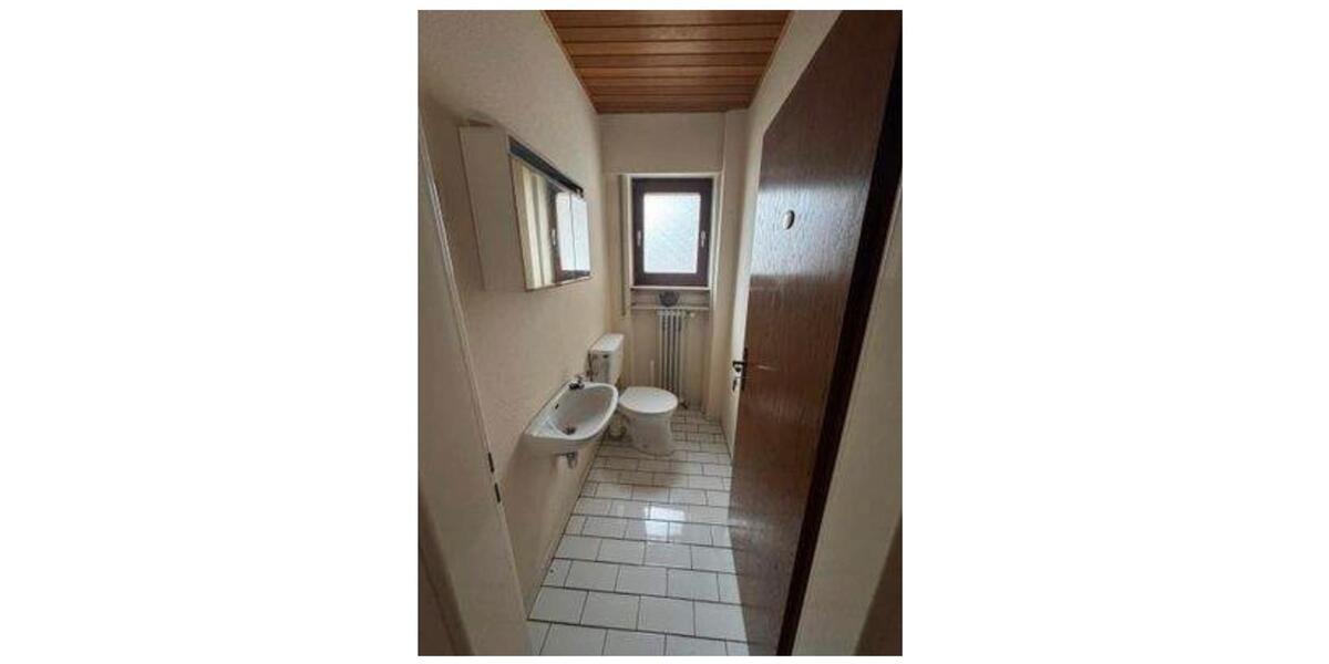 Erdgeschoßwohnung Ganderkesee - 4 Zimmer, 128 m&sup2;, 1.200&euro; | Angebot:25087286