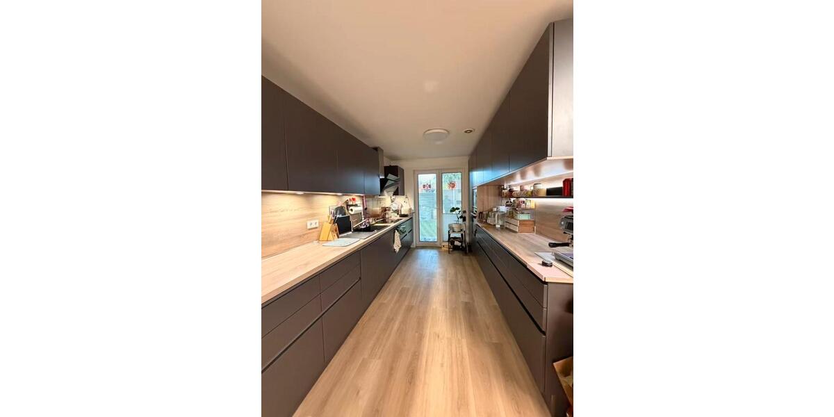 Erdgeschoßwohnung Oldenburg Bürgeresch - 4 Zimmer, 155 m&sup2;, 1.950&euro; | Angebot:26594425