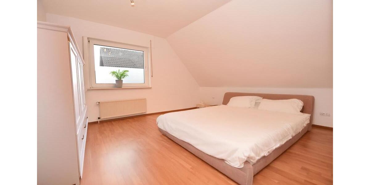 Dachgeschoßwohnung Friesoythe - 4 Zimmer, 89 m&sup2;, 650&euro; | Angebot:24233925