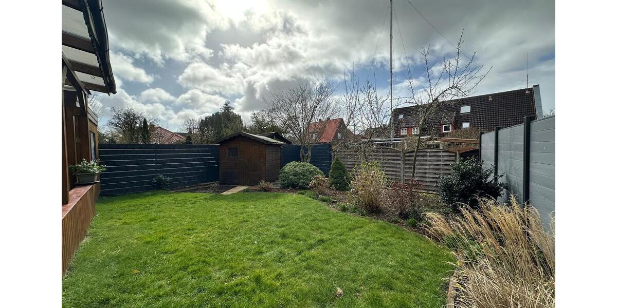 Doppelhaushälfte Westerstede - 4 Zimmer, 120 m&sup2;, 1.250&euro; | Angebot:26162352