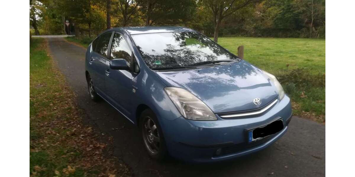 Toyota Prius 281.000 km 4.800 € Oldenburg 26129
