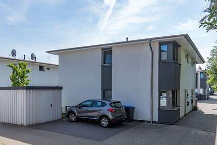Haus zum Kaufen in Oldenburg 340.000 € 100 m² 3 zimmer