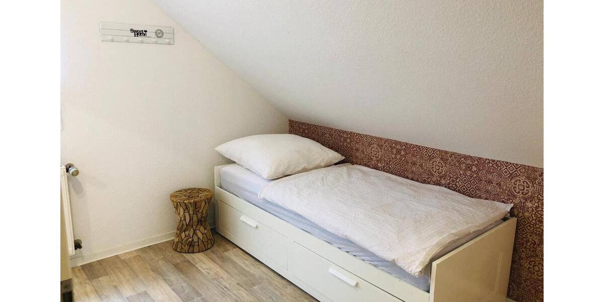 Dachgeschoßwohnung Friesoythe - 3.5 Zimmer, 70 m&sup2;, 950&euro; | Angebot:24846273