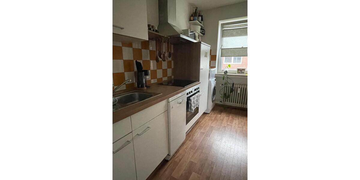 WOHNUNG IN OLDENBURG ZU VERKAUFEN; 3 ZKB BalkonLoggia + Keller 3 zimmer