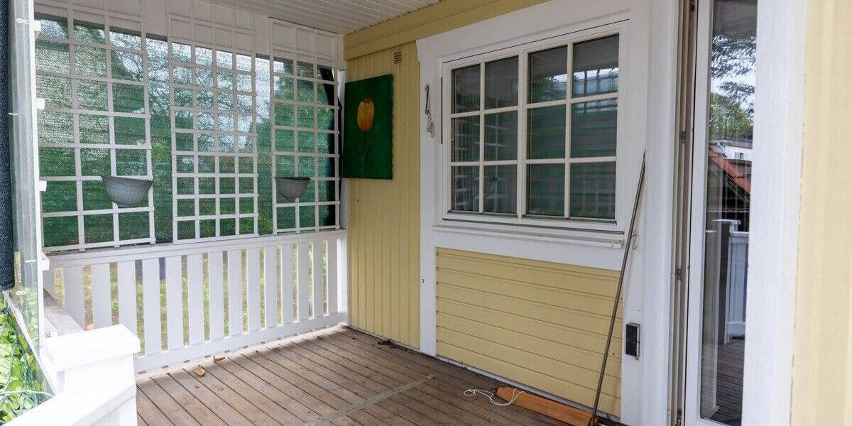 *** BUNGALOW mit offener WOHNKÜCHE und idyllischer VERANDA - DOPPELCARPORT inklusive *** 3 zimmer