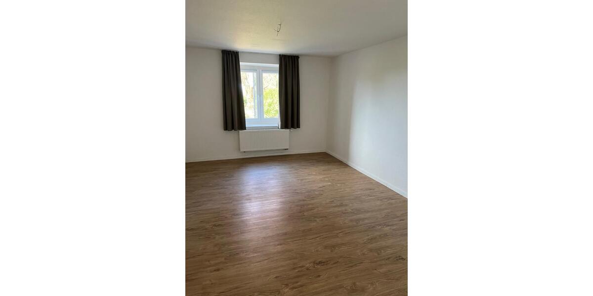 Erdgeschoßwohnung Friesoythe - 1 Zimmer, 100 m&sup2;, 550&euro; | Angebot:23845331