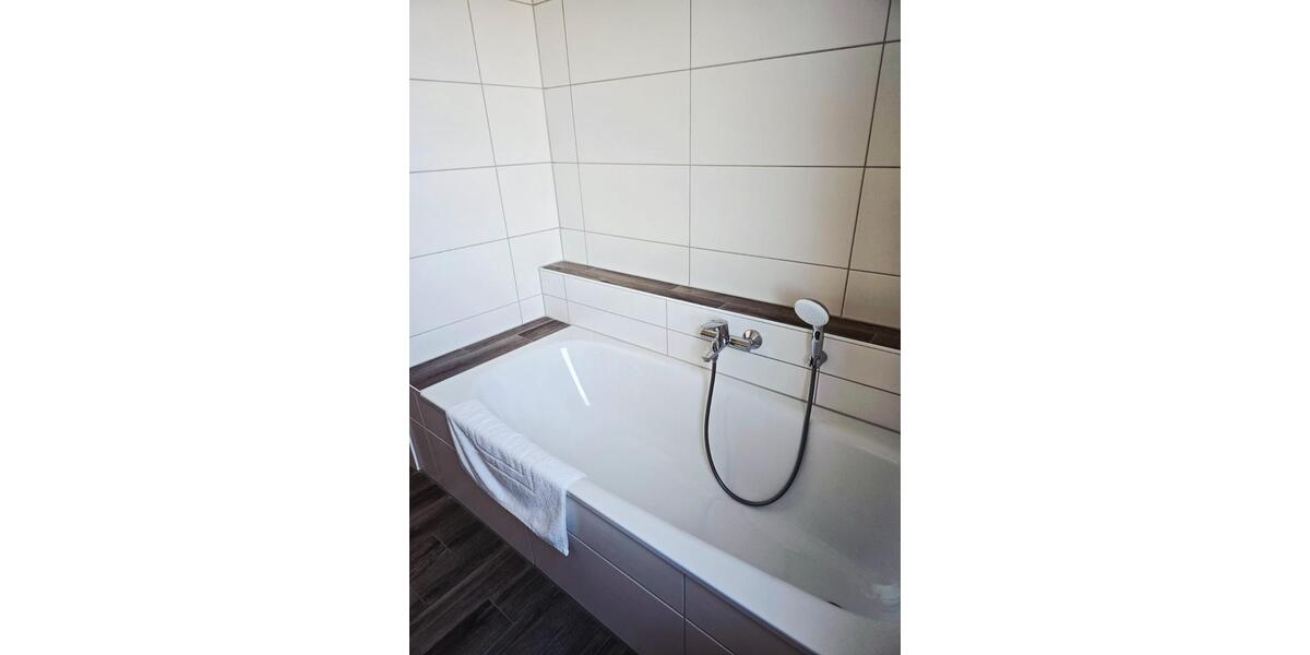 Etagenwohnung Hude (Oldenburg) - 3 Zimmer, 85 m&sup2;, 830&euro; | Angebot:26195426