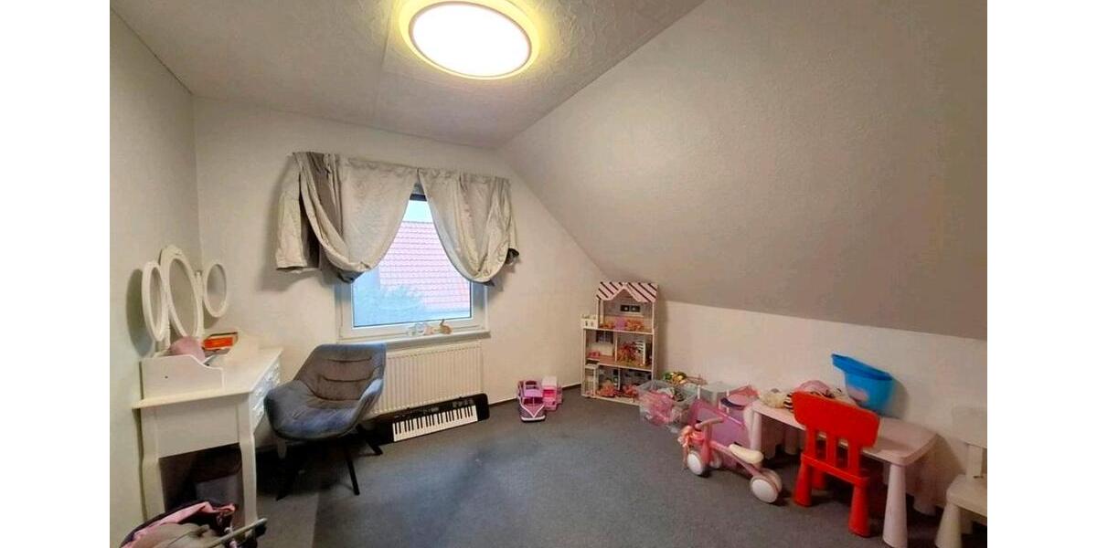 Einfamilienhaus Brake (Unterweser) - 4 Zimmer, 114 m&sup2;, 1.100&euro; | Angebot:25049137