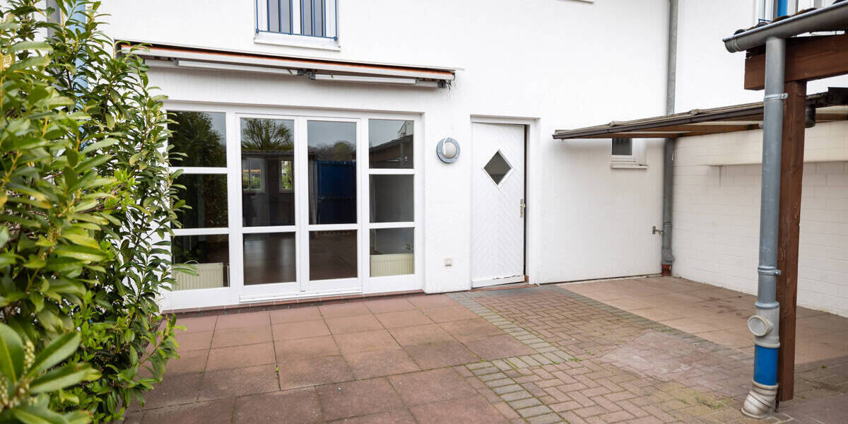 Reihenmittelhaus Delmenhorst Mitte - 5 Zimmer, 108 m&sup2;, 269.000&euro; | Angebot:25737688