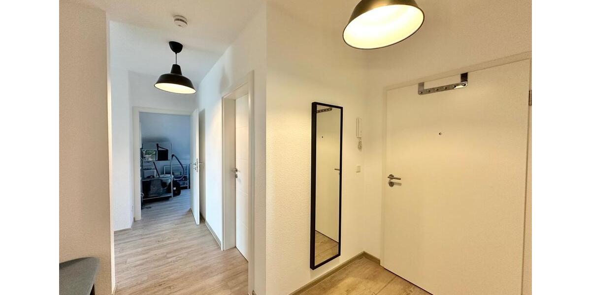 Dachgeschoßwohnung Bad Zwischenahn - 3 Zimmer, 109 m&sup2;, 1.250&euro; | Angebot:24682467