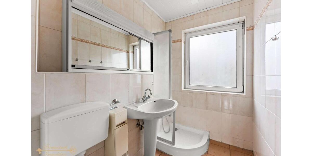 Reihenhaus Elsfleth - 6 Zimmer, 141 m&sup2;, 1.300&euro; | Angebot:25901050