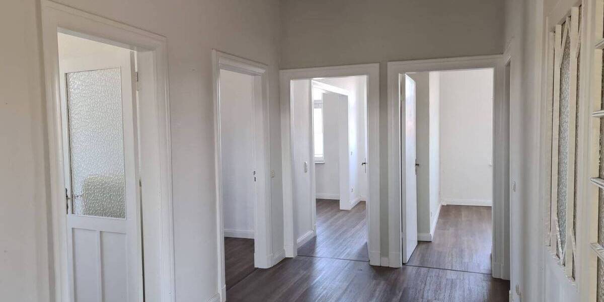 Mehrfamilienhaus, Wohnhaus Varel - 1 Zimmer, 300 m&sup2;, 425.000&euro; | Angebot:26501896