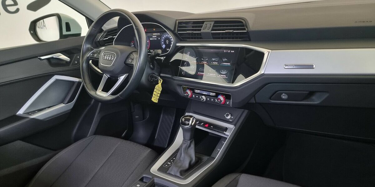 Audi Q3 35 TDI Advanced Prestige LED ACC APP schw.AHK 79.950 km 27.750 € Garrel 49681