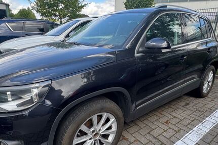 VW Tiguan 173.400 km 6.999 &euro; Ganderkesse 27777