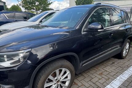 VW Tiguan 173.400 km 7.999 &euro; Ganderkesse 27777