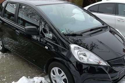 Honda Jazz 22.600 km 8.900 &euro; Bad Zwischenahn 26160