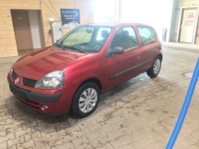 Renault Clio 130.000 km 1.777 &euro; Edewecht 26188