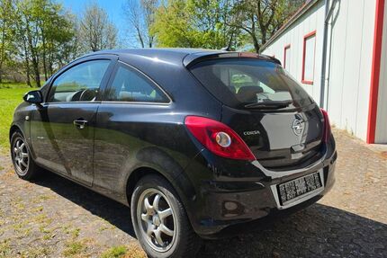 Opel Corsa 97.000 km 1.900 &euro; Oldenburg 26127
