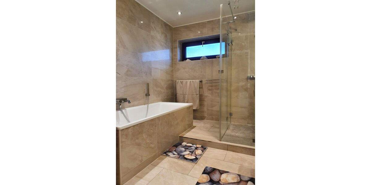 Mehrfamilienhaus, Wohnhaus Schwanewede Beckedorf - 7 Zimmer, 230 m&sup2;, 620.000&euro; | Angebot:24784486