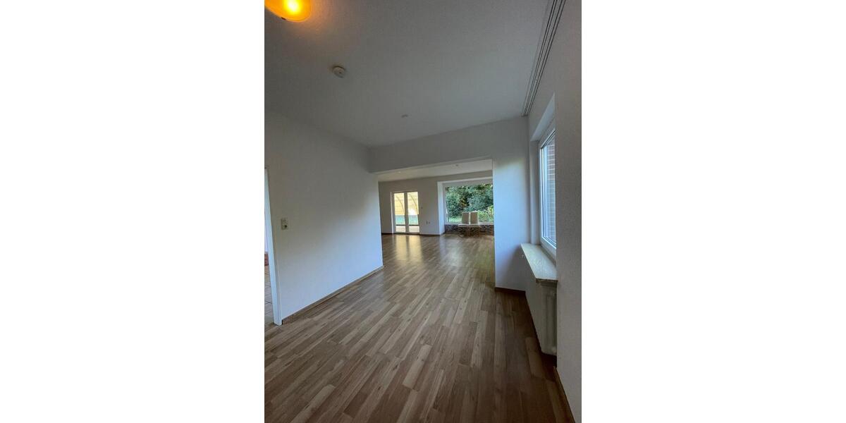 Einfamilienhaus Hatten - 2.5 Zimmer, 105 m&sup2;, 350.000&euro; | Angebot:24680957