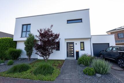 Haus Jade - 9 Zimmer, 165 m&sup2;, 525.000&euro; | Angebot:26020681