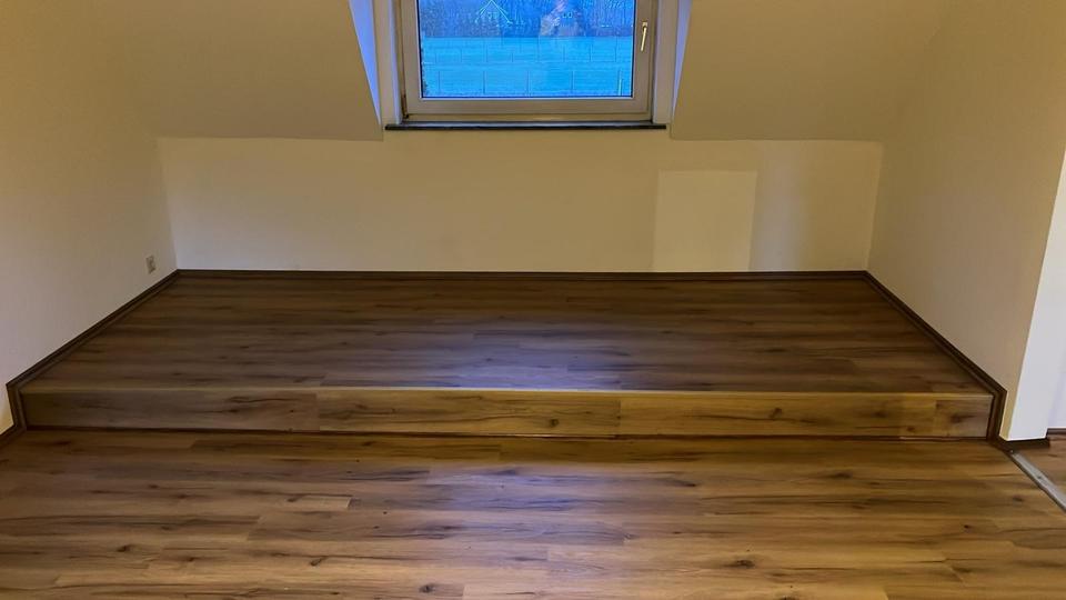 Dachgeschoßwohnung Oldenburg Eversten - 3 Zimmer, 94 m&sup2;, 800&euro; | Angebot:25869796