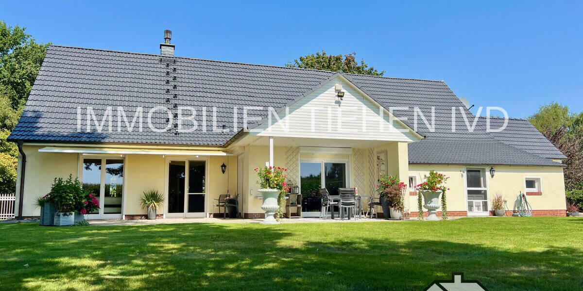 Einfamilienhaus Bösel Petersdorf - 7 Zimmer, 263 m&sup2;, 579.000&euro; | Angebot:25743369